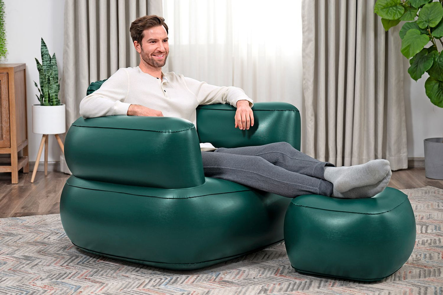 Poltrona Gonfiabile Bestway Comfi Cube con Pouf