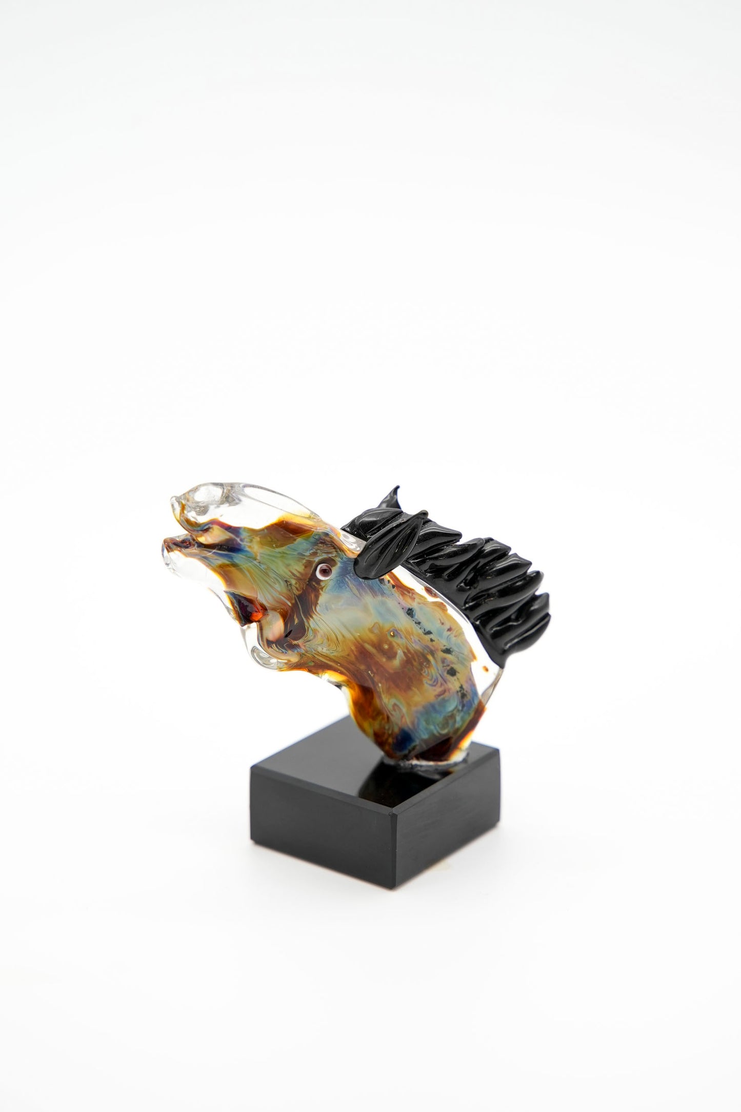 Testa di cavallo con base